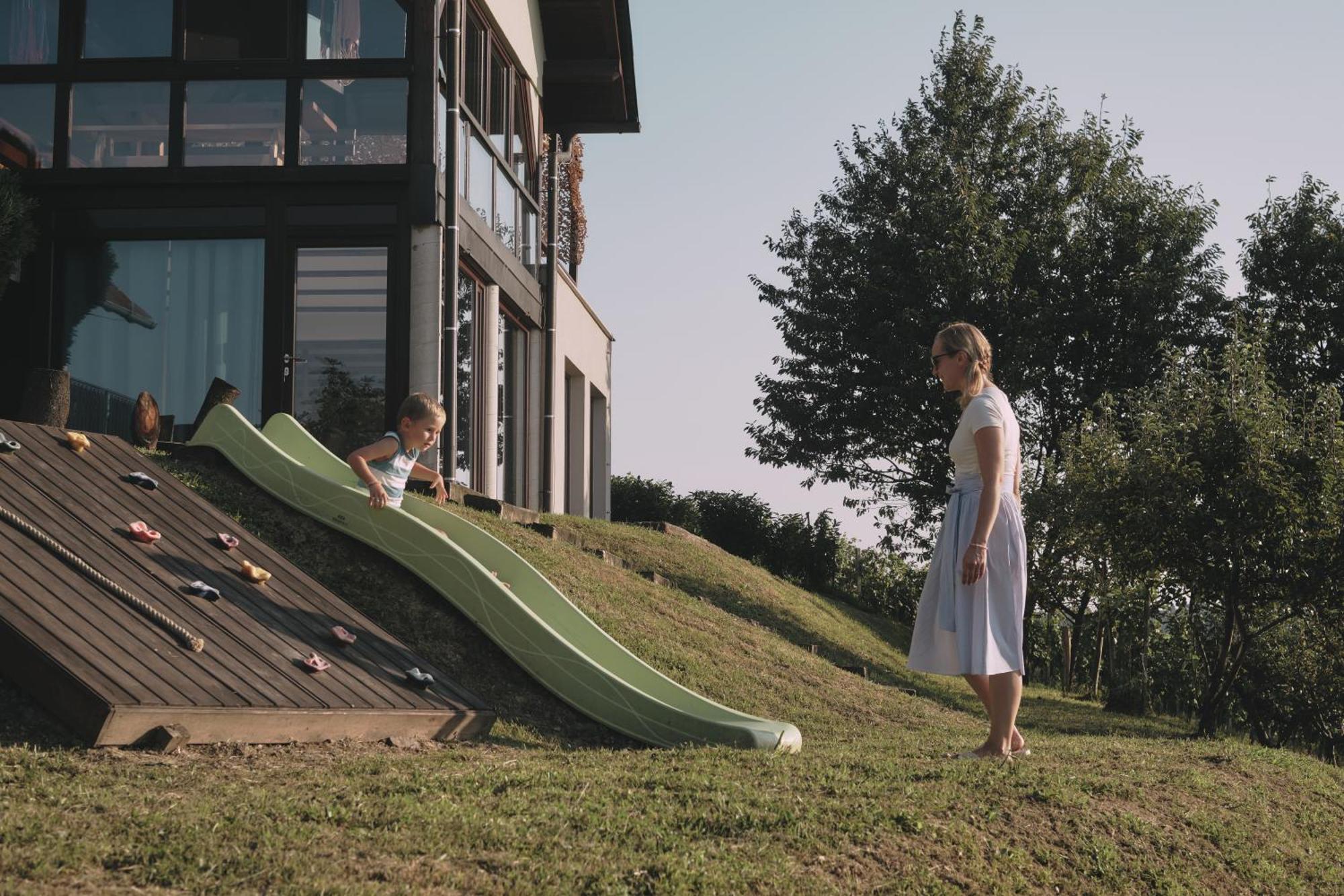 Holiday House Podhamer Marijan リュトメル エクステリア 写真