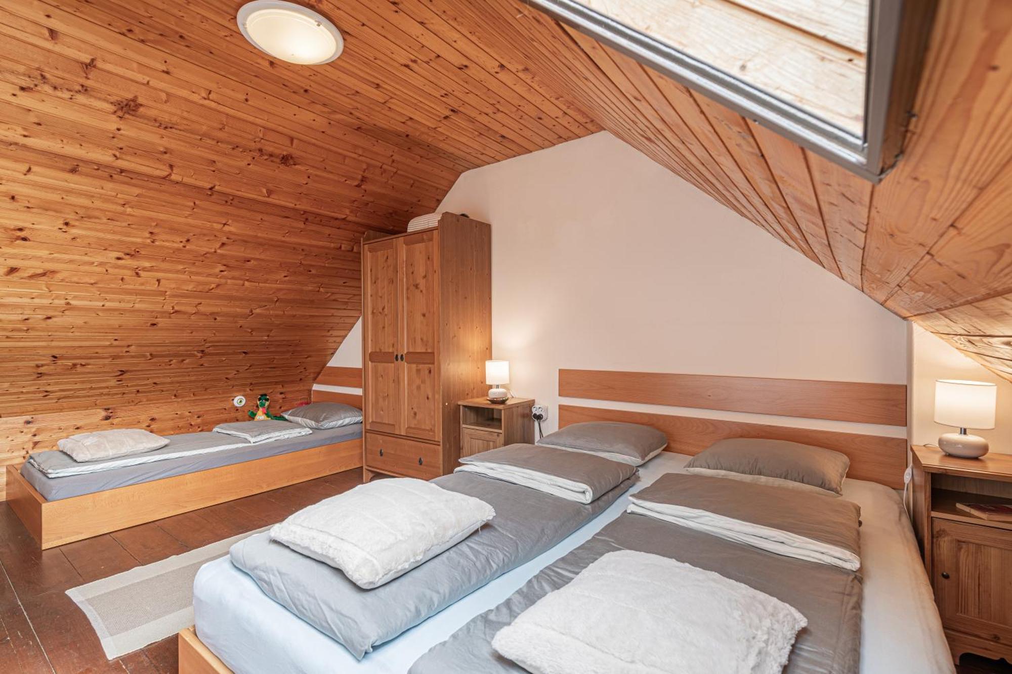 Holiday House Podhamer Marijan リュトメル エクステリア 写真